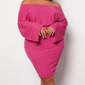 SHEIN SXY Plus Off Shoulder
Flounce Sleeve Bodycon Dress